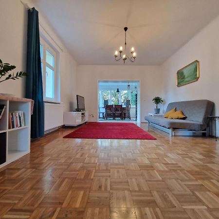 Geraeumige Und Zentrale Ferienwohnung Stahnsdorf Dış mekan fotoğraf