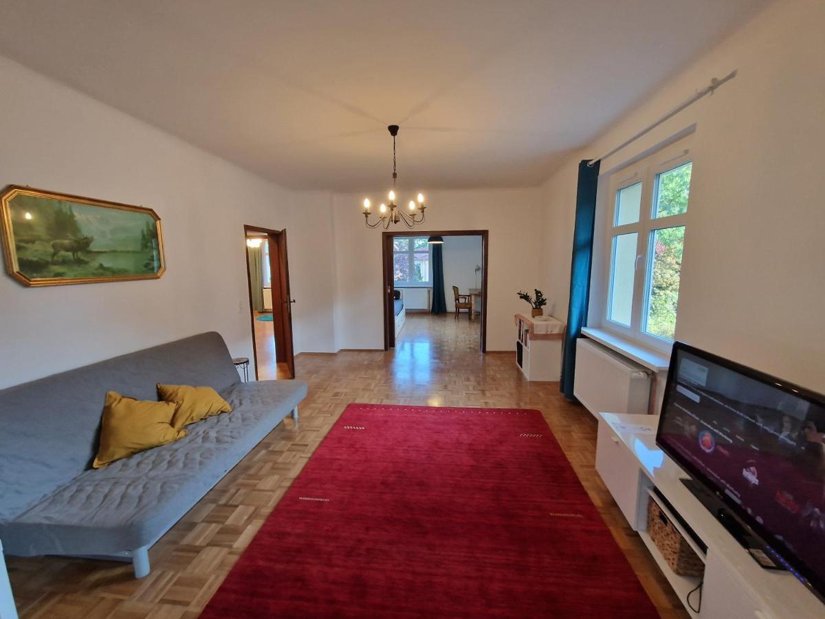 Geraeumige Und Zentrale Ferienwohnung Stahnsdorf Dış mekan fotoğraf